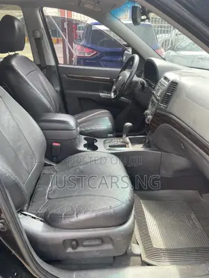 Hyundai Santa Fe 2010 Black