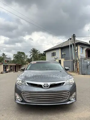 Toyota Avalon Limited 4dr Sedan (3.5L 6cyl 6A) 2014 Gray