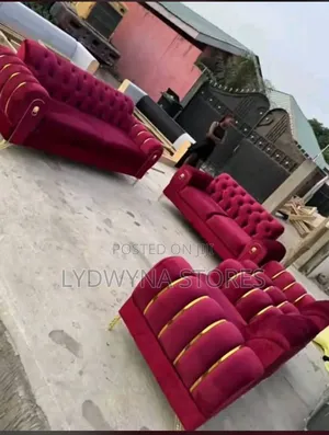Sweet Elegant Standard Fabulous Handmade Sofa