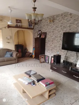 5bdrm Duplex in Aguda / Surulere for rent