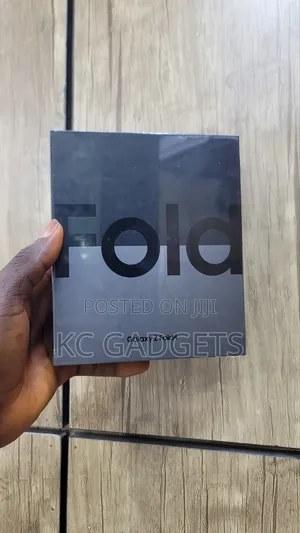 New Samsung Galaxy Z Fold4 256 GB Blue