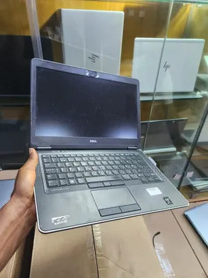 Laptop Dell Latitude 7440 8GB Intel Core i5 SSD 256GB