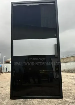 Quality Pivot Door 4ft by 8ft (Ng P17)