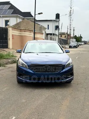 Hyundai Sonata Limited w/Brown Leather 4dr Sedan (2.4L 4cyl 6A) 2015