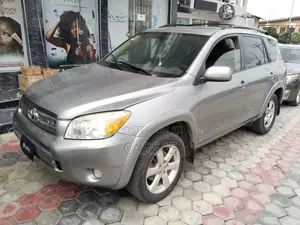 Toyota RAV4 2007 Green
