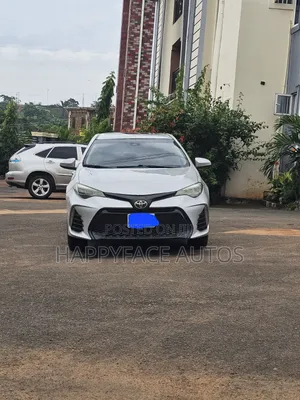 Toyota Corolla 2017 Silver