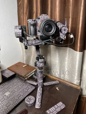 Dji Ronin Rs4 Gimbal (Rent)