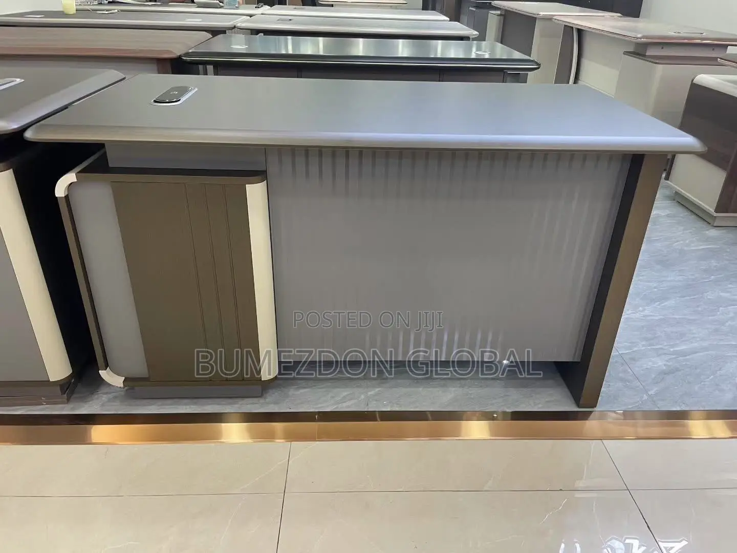 Office Table 1.4mrt