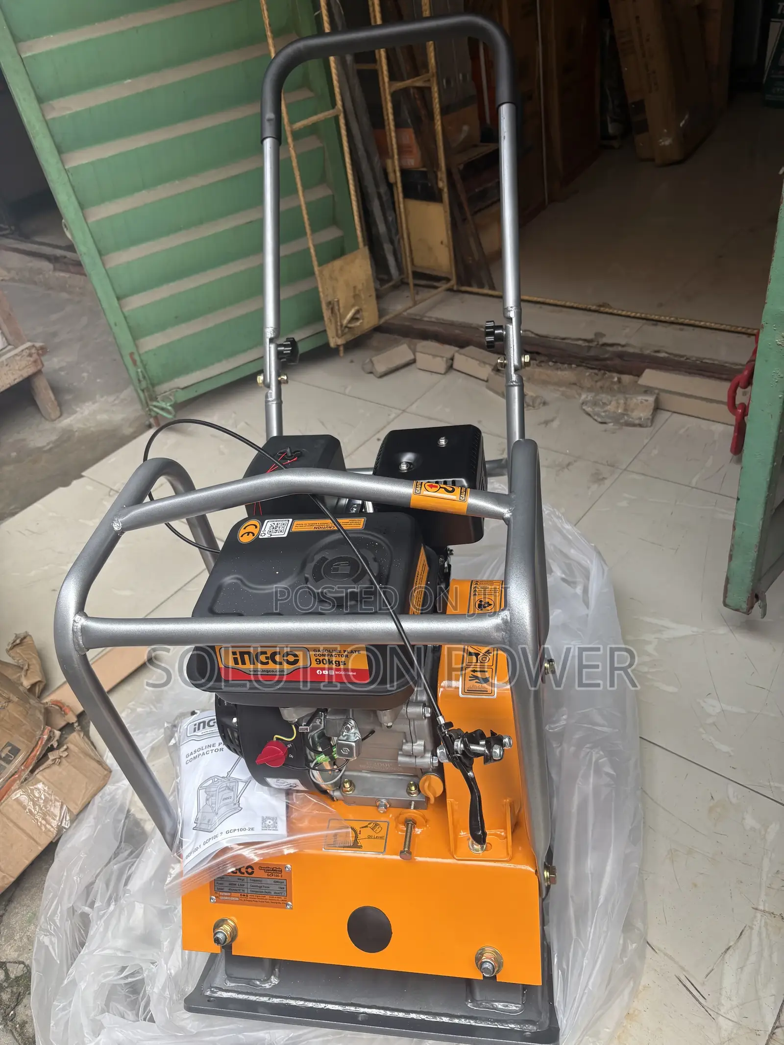 Ingco C90 Plate Compactor