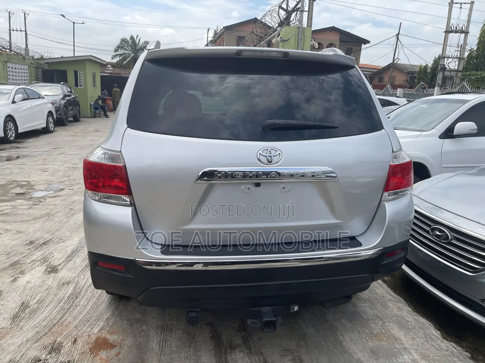 Toyota Highlander 3.5L 4WD 2013 Silver