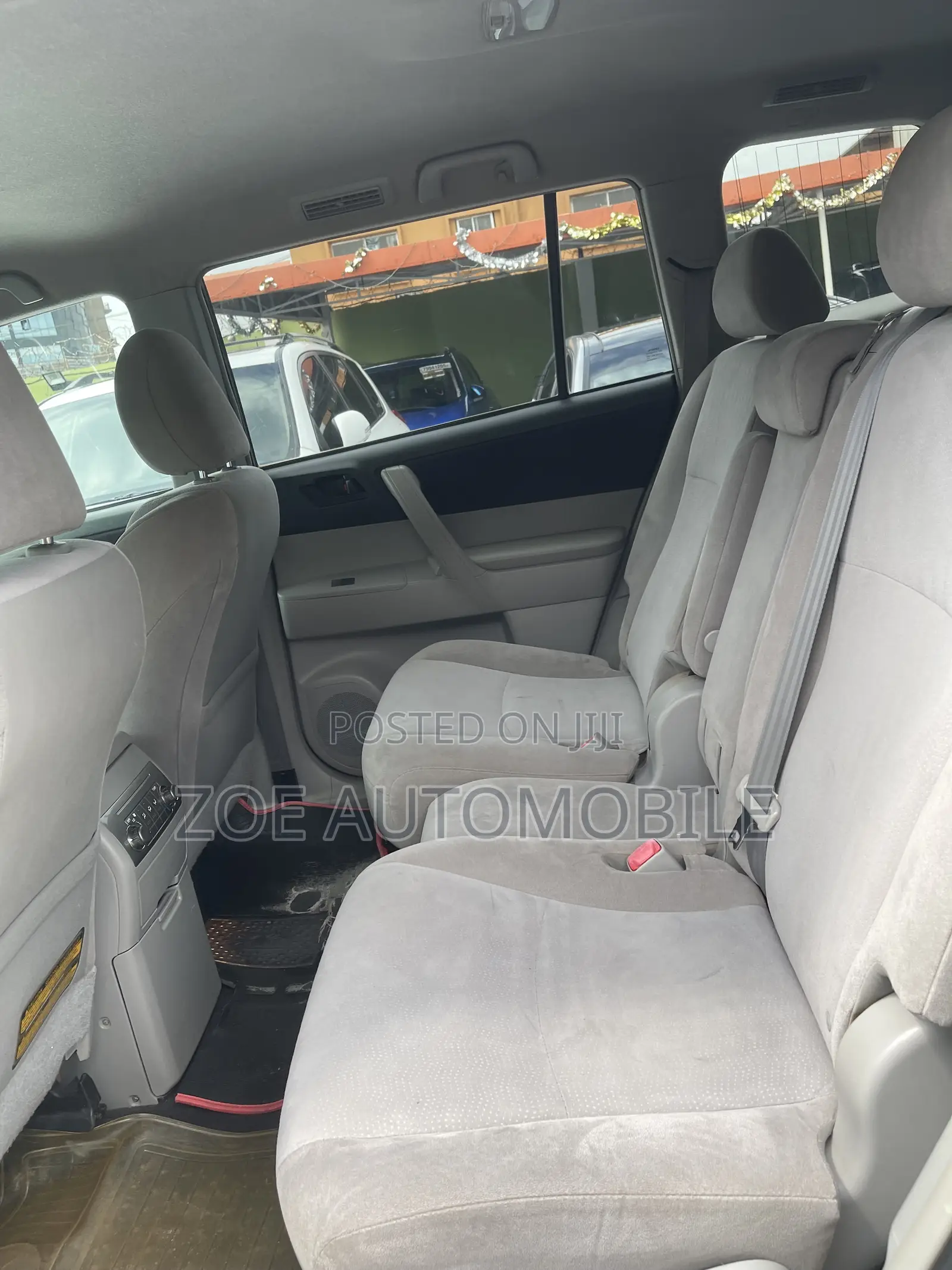 Toyota Highlander 3.5L 4WD 2013 Silver