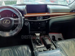 Lexus LX 2018 Black