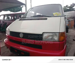 Volkswagen Transporter 2004 Red