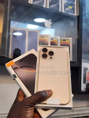 Apple iPhone 16 Pro Max 256 GB Gold