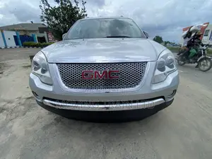 GMC Acadia SLE AWD 2011 Silver
