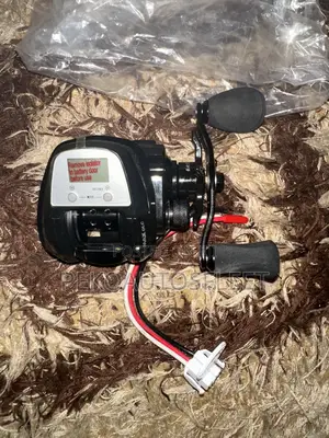 Abu Garcia Max DLC Lp Baitcast Reel W/Digital Line Counter Maxdlc