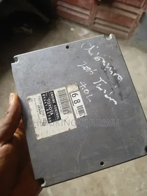 Toyota Tundra 2005/2006 Ecu Brainbox.