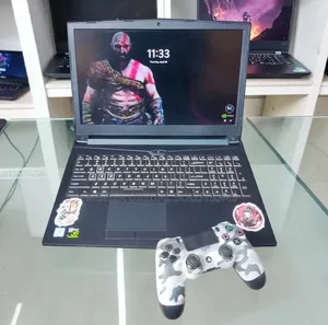 Laptop Clevo P17SM 16GB Intel Core i7 HDD+SSD 1T