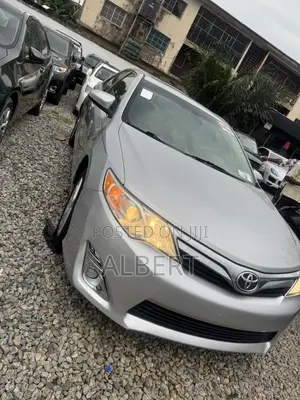 Toyota Camry 2014 Silver