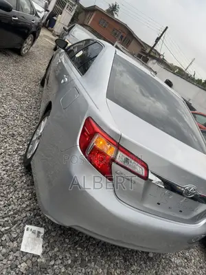 Toyota Camry 2014 Silver