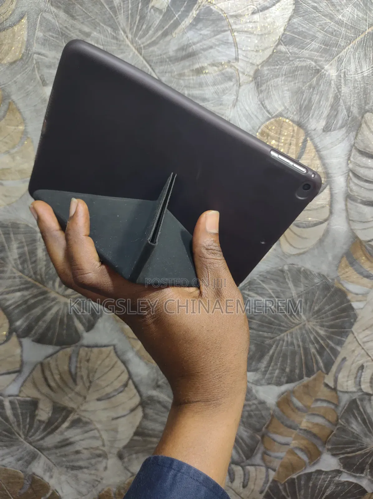 Apple iPad mini 5 64 GB Gray