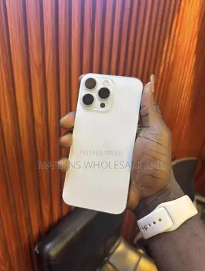 Apple iPhone 15 Pro Max 256 GB White