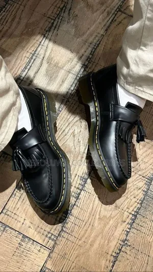 Stylish Black Leather Casual Loafers