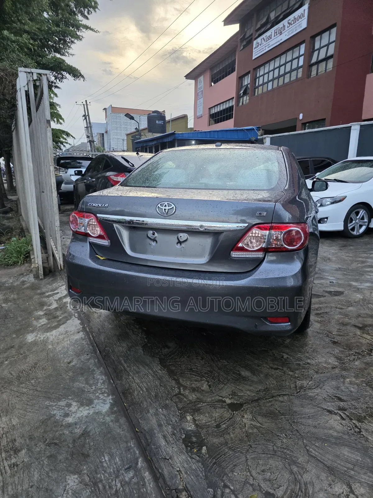 Toyota Corolla 2010 Gray