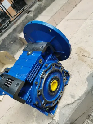 Gear Box Ratio 1:15 Input 32mm Output 45mm