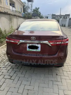 Toyota Avalon Limited Sedan FWD (3.5L 6cyl 6A) 2013 Burgundy