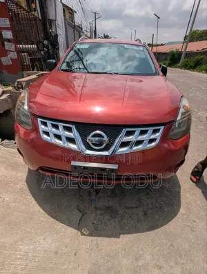 Nissan Rogue 2015 Red