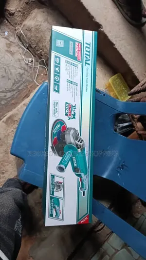 Total Industrial Circular Saw