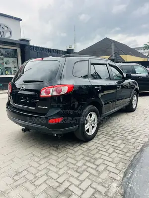 Hyundai Santa Fe GLS 2011 Black