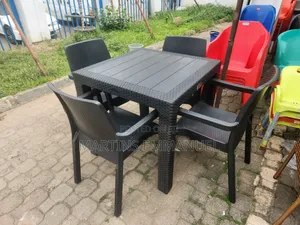 Garden / Resturant Chiars and Table