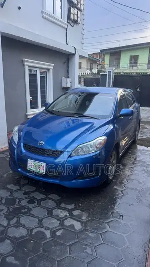 Toyota Matrix Hatchback FWD (1.8L 4cyl 5M) 2008 Blue