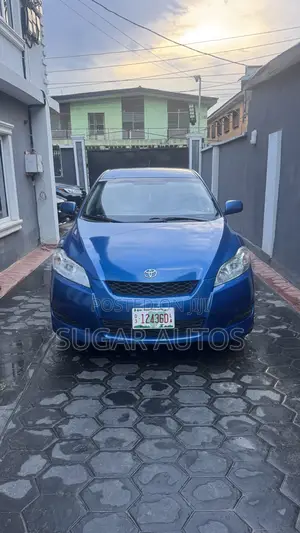 Toyota Matrix Hatchback FWD (1.8L 4cyl 5M) 2008 Blue