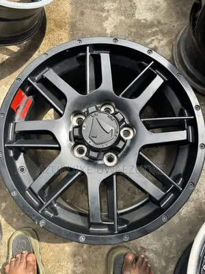 20”Rims Toyota Thunder Off-Road