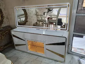 Dinning Table Buffet / Mirror