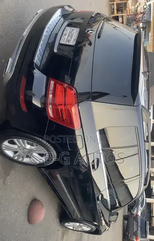 Mercedes-Benz GLK-Class Base GLK 350 4dr AWD 4MATIC (3.5L 6cyl 7A) 2015