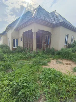 3bdrm Bungalow in Gear Box Ushafa for sale