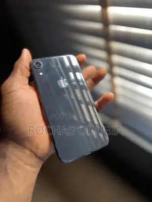 Apple iPhone XR 64 GB Black