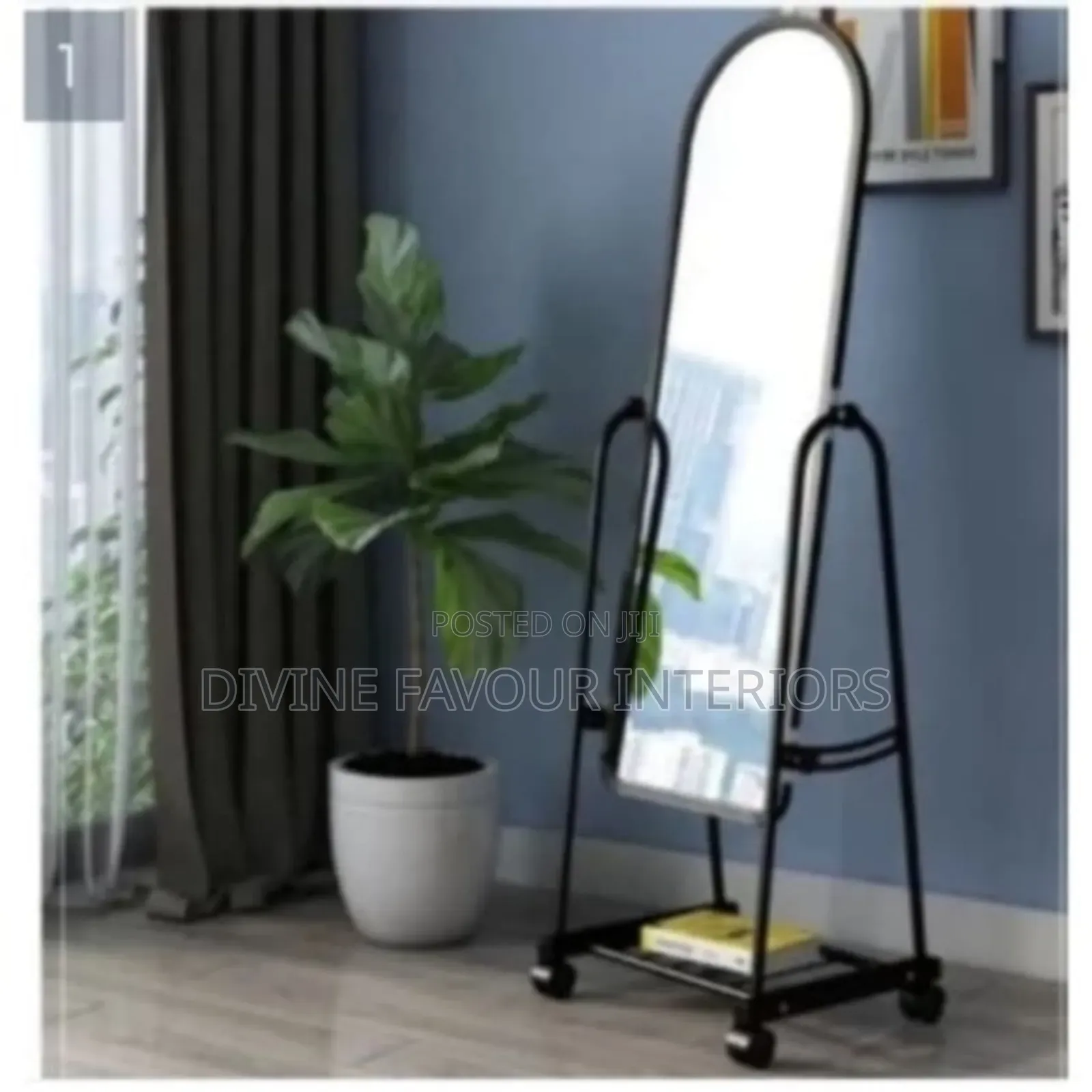 Mobile Standing Dressing Mirror