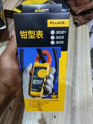 Fluke 302+ Digital Clamp Meter