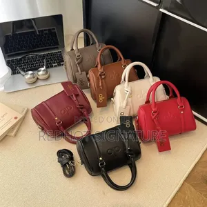 Alo Luxe Bag