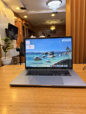 Laptop Apple MacBook Pro 2019 16GB Intel Core i9 SSD 1T