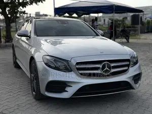 Mercedes-Benz E300 4Matic AWD Sedan (2.0L 4cyl 9A) 2017 Silver