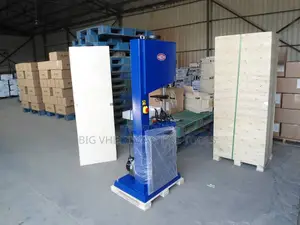 16” Band Saw With Miter Gauge