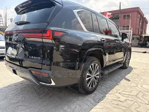 Lexus LX 600 2024 Black