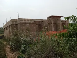 3bdrm Block of Flats in Ado-Odo/Ota for sale