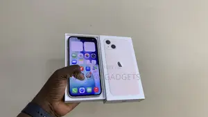 Apple iPhone 13 256 GB Pink